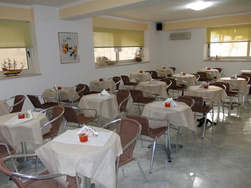 Hotel Solaria Rodi Garganico Kültér fotó